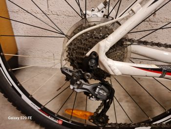 Used Bianchi 7300 2012 Mountainbike, White — image 5 of 5