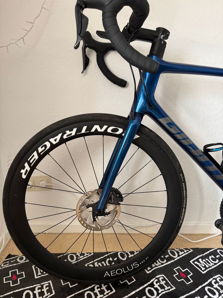 Used Giant TCR Advanced Pro 0 Disc 2021 2021 Road & Gravel, Blue — image 8 of 9