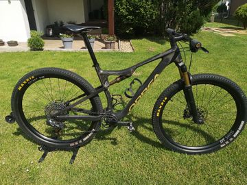 Orbea OIZ M LTD 2023 2023 Mountainbike usato, Nero — immagine 2 di 10