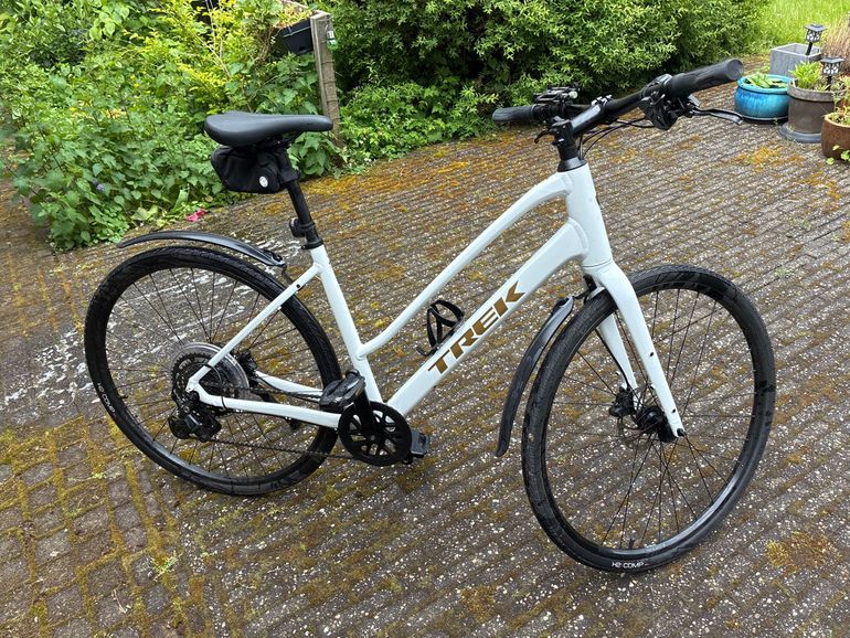 Used Trek FX 1 Midstep Gen 4 2026 2026 Urban, White — image 1 of 5