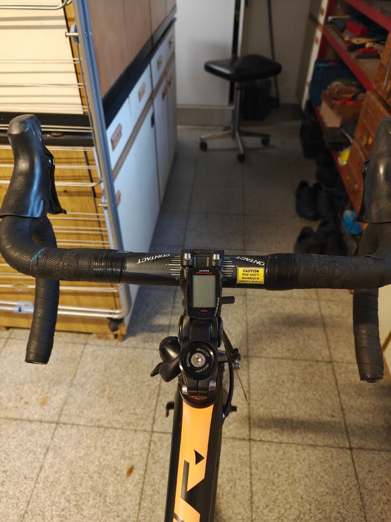 Used Giant Tcr Shimano Ultegra 2018 Road & Gravel, Black — image 11 of 15