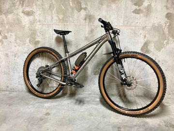 Genesis Tarn Shimano Deore XT 2022 MTB usato