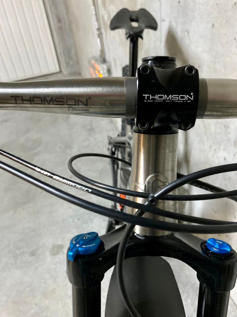 Tweedehands Genesis Tarn Shimano Deore XT 2022 Mountainbike — afbeelding 22 van 23