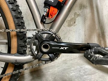Tweedehands Genesis Tarn Shimano Deore XT 2022 Mountainbike — afbeelding 4 van 23