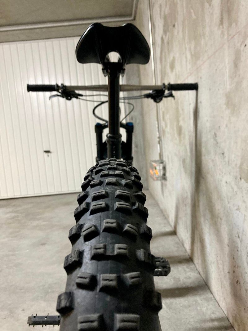 Tweedehands Genesis Tarn Shimano Deore XT 2022 Mountainbike — afbeelding 13 van 23