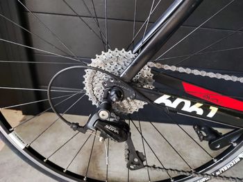 Used B’TWIN B’TWIN Custom Shimano Sora 2014 Road & Gravel, Rosso — image 3 of 10