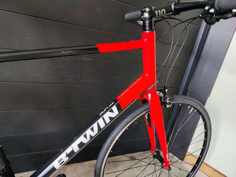 Used B’TWIN B’TWIN Custom Shimano Sora 2014 Road & Gravel, Rosso — image 8 of 10