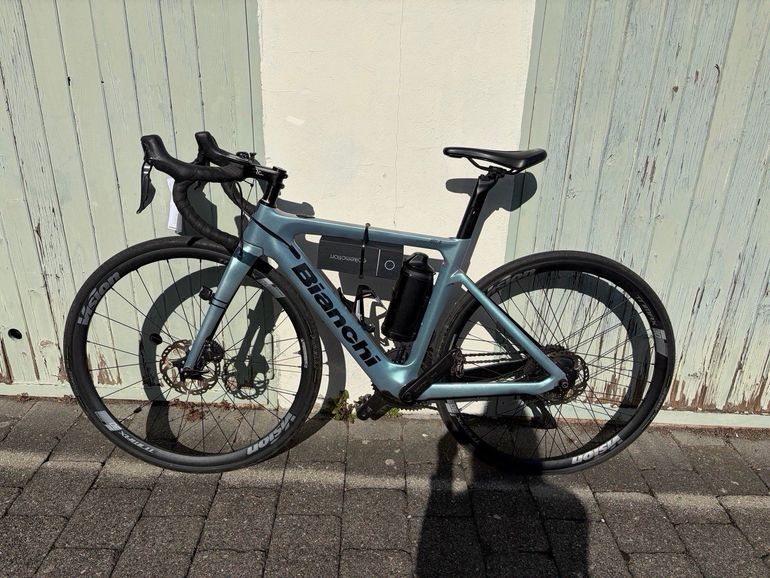 Used Bianchi Aria Shimano Ultegra Di2 2023 Road & Gravel, Blue — image 5 of 10