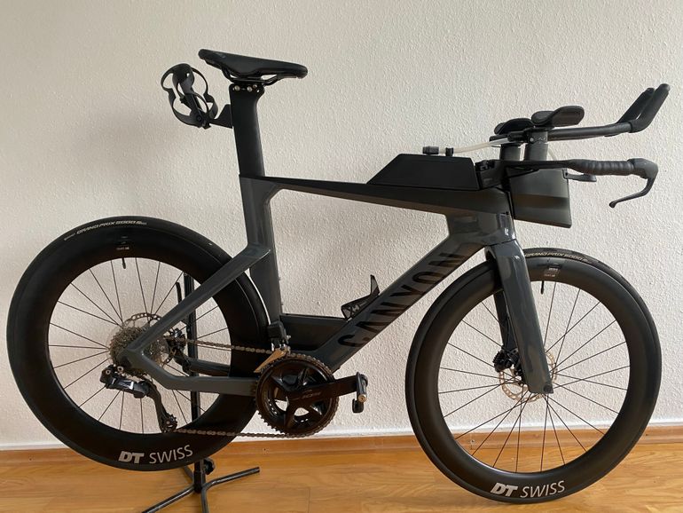 Used Canyon Speedmax CF 7 Di2 2025 2025 Road & Gravel, Light Gray — image 1 of 8