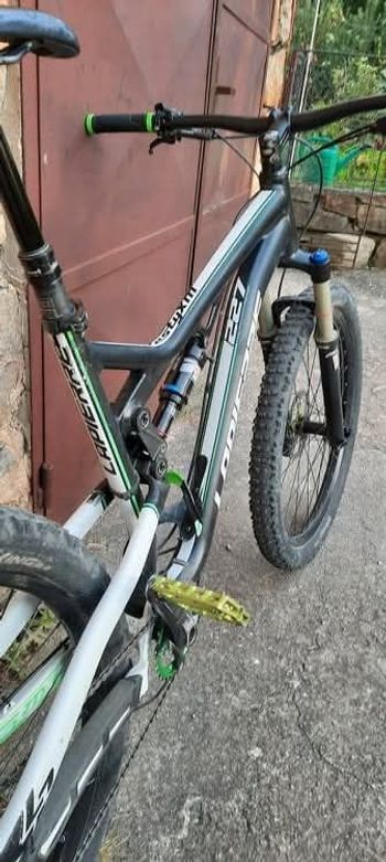 Used Lapierre Zesty Shimano Deore XT 2017 Mountainbike, Green — image 3 of 3