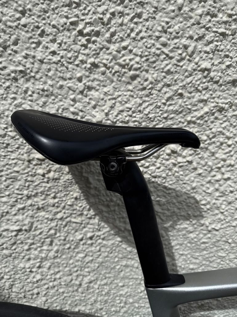 Used Specialized Tarmac SL7 Expert - Ultegra Di2 2021 2021 Road & Gravel, Light Gray — image 9 of 9