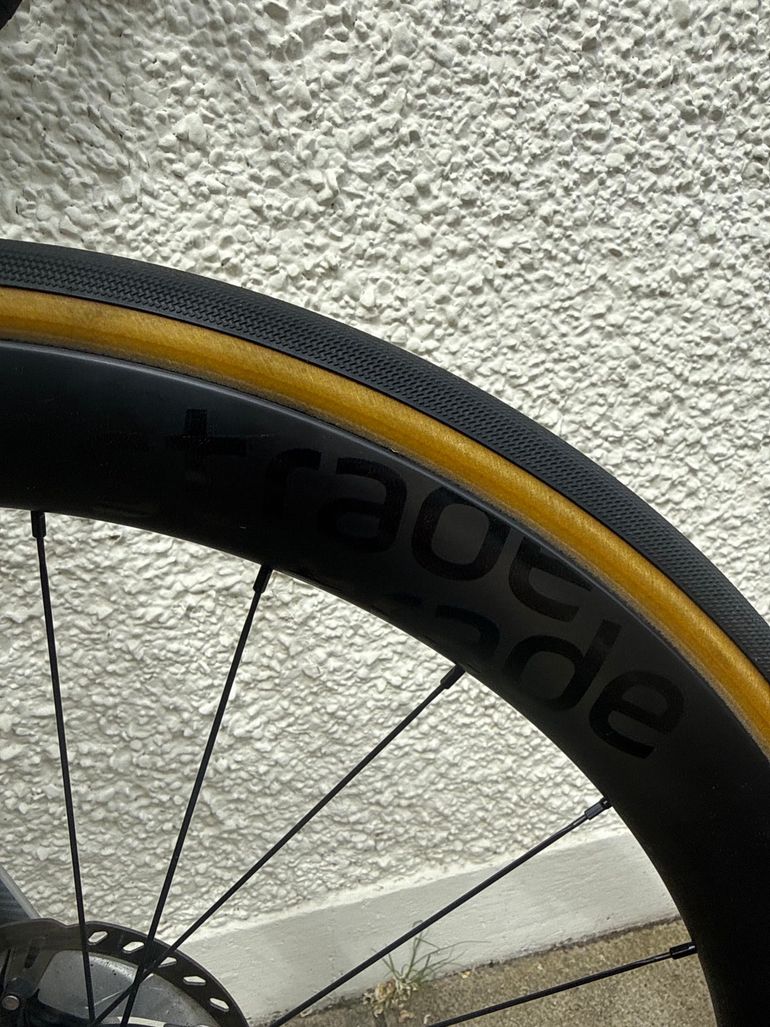 Used Specialized Tarmac SL7 Expert - Ultegra Di2 2021 2021 Road & Gravel, Light Gray — image 7 of 9