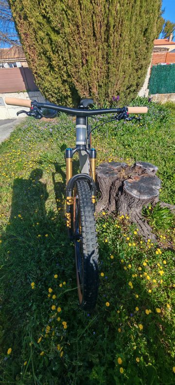 Gebrauchtes Bold Linkin 150 2024 Mountainbike, Weiß, 29 — Bild 5 von 16