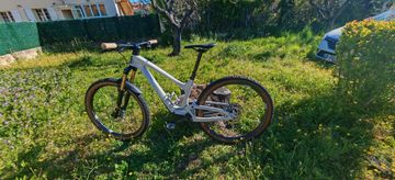 Gebrauchtes Bold Linkin 150 2024 Mountainbike, Weiß, 29 — Bild 2 von 16