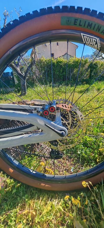 Gebrauchtes Bold Linkin 150 2024 Mountainbike, Weiß, 29 — Bild 8 von 16