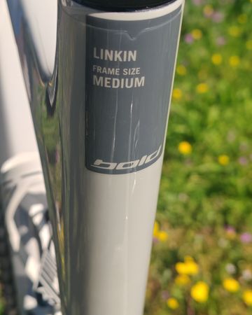 Gebrauchtes Bold Linkin 150 2024 Mountainbike, Weiß, 29 — Bild 9 von 16