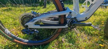 Gebrauchtes Bold Linkin 150 2024 Mountainbike, Weiß, 29 — Bild 6 von 16