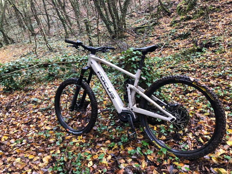 Tweedehands Focus Sam² 6.8 2022 Mountainbike — afbeelding 3 van 3