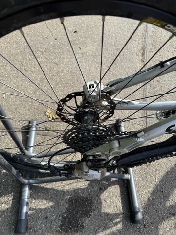 Used Stevens Colorado Shimano Deore XT 2005 Mountainbike, Light Gray — image 4 of 10