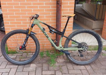 ARC8, ESSENTIAL SRAM GX Eagle AXS
