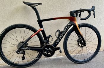 Pinarello, DOGMA F DURA ACE Di2 2025