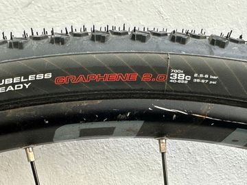 Used Specialized Diverge Elite E5 2022 2022 Road & Gravel, Red — image 19 of 40