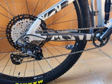 Used BMC speedfox 02 2017 2017 Mountainbike, Light Gray, 29 — image 3 of 9
