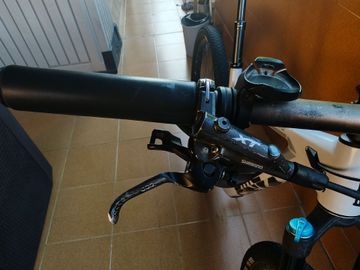 Used BMC speedfox 02 2017 2017 Mountainbike, Light Gray, 29 — image 5 of 9