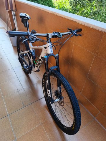 Used BMC speedfox 02 2017 2017 Mountainbike, Light Gray, 29 — image 6 of 9
