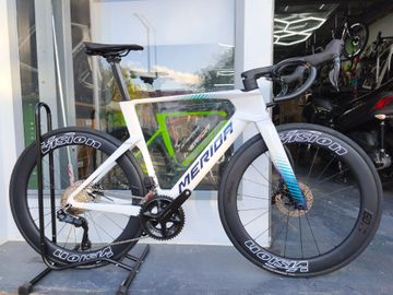 Merida REACTO 5000 2027 2027 Road & Gravel usato