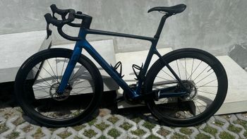 Used Scott Addict RC 20 2021 2021 Road & Gravel — image 2 of 17