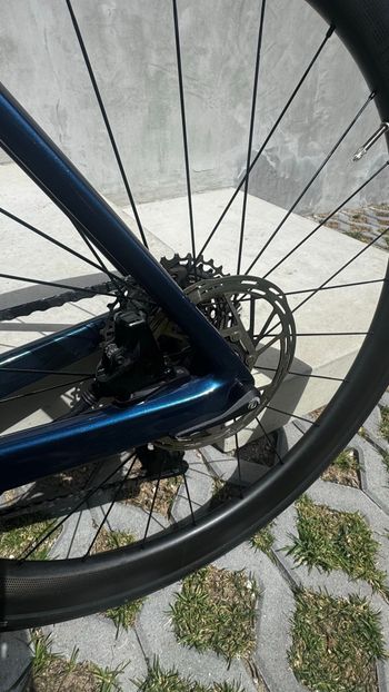 Used Scott Addict RC 20 2021 2021 Road & Gravel — image 7 of 17