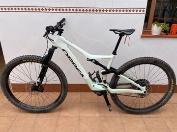 Gebrauchtes Orbea RISE M20 2022 2022 Mountainbike, Weiß, 29 — Bild 2 von 8