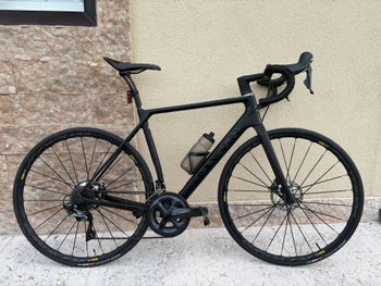 Used Canyon Endurace CF SL 8 Disc AERO 2022 2022 Road & Gravel, Black — image 2 of 8