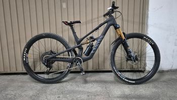 Used Canyon Spectral CF 9 2025 2025 Mountainbike, Black, 29 — image 3 of 3