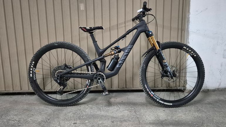 Used Canyon Spectral CF 9 2025 2025 Mountainbike, Black, 29 — image 3 of 3