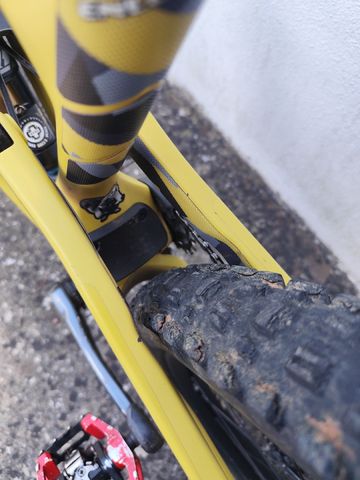 Used Cannondale Jekyll Shimano SLX 2024 Mountainbike, Orange — image 9 of 10