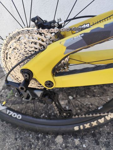 Used Cannondale Jekyll Shimano SLX 2024 Mountainbike, Orange — image 4 of 10