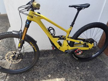 Käytetty Cannondale Jekyll Shimano SLX 2024 MTB