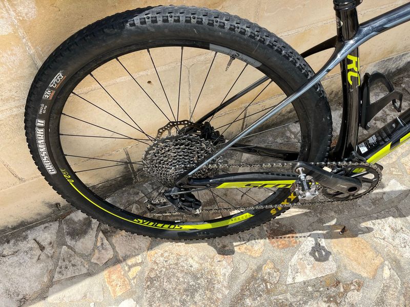 Used Scott Scale RC 900 Pro 2018 2018 Mountainbike, Black, 29 — image 3 of 11