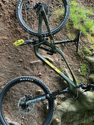 Käytetty GT Force Carbon Pro 2022 2022 Mountainbike — kuva 3 / 3
