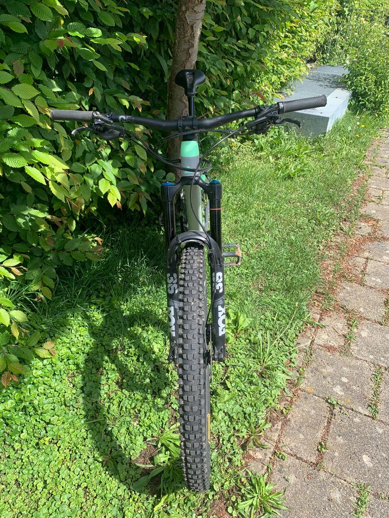 Used Canyon Strive CF 8 2021 2021 Mountainbike — image 3 of 5