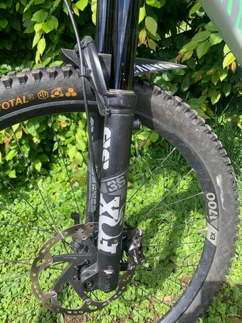Used Canyon Strive CF 8 2021 2021 Mountainbike — image 4 of 5