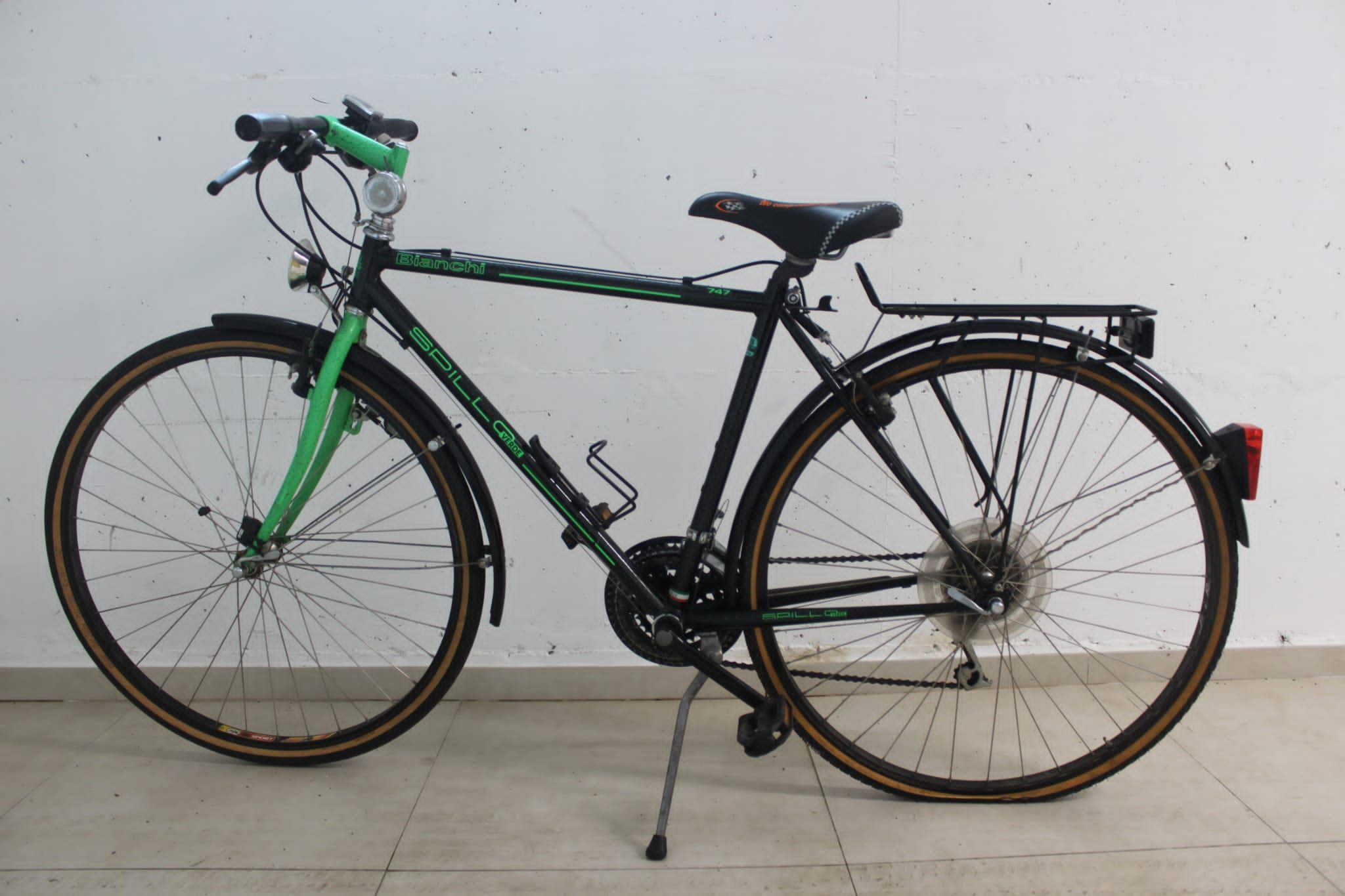 fahrradhelm en 1078 für Erwachsene - Vgl Konserven - CE Größe M Wähle Deine Farbe:dots selbsteinstellendem Flügelsystem und Gurtbandverbindung Keter Garten Aufbewahrungsbox City size_select