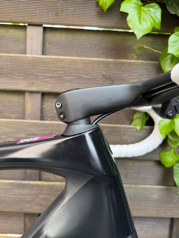 Brugt Trek Domane Shimano Ultegra Di2 (12 Speed) 2023 Road & Gravel — billede 15 af 20