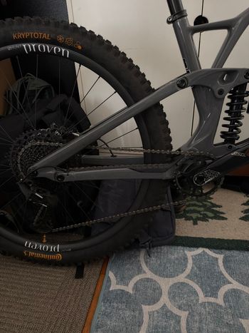 Used GT Sensor Carbon Elite 2025 2025 Mountainbike, Light Gray, 29 — image 3 of 5