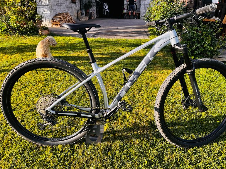 Used Trek Procaliber Shimano Deore XT 2025 bike, Light Gray — image 1 of 4