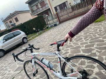 Used Wilier GTR 2018 Road & Gravel, White — image 2 of 18