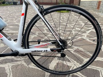 Used Wilier GTR 2018 Road & Gravel, White — image 4 of 18