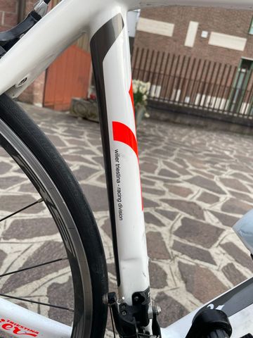 Used Wilier GTR 2018 Road & Gravel, White — image 18 of 18